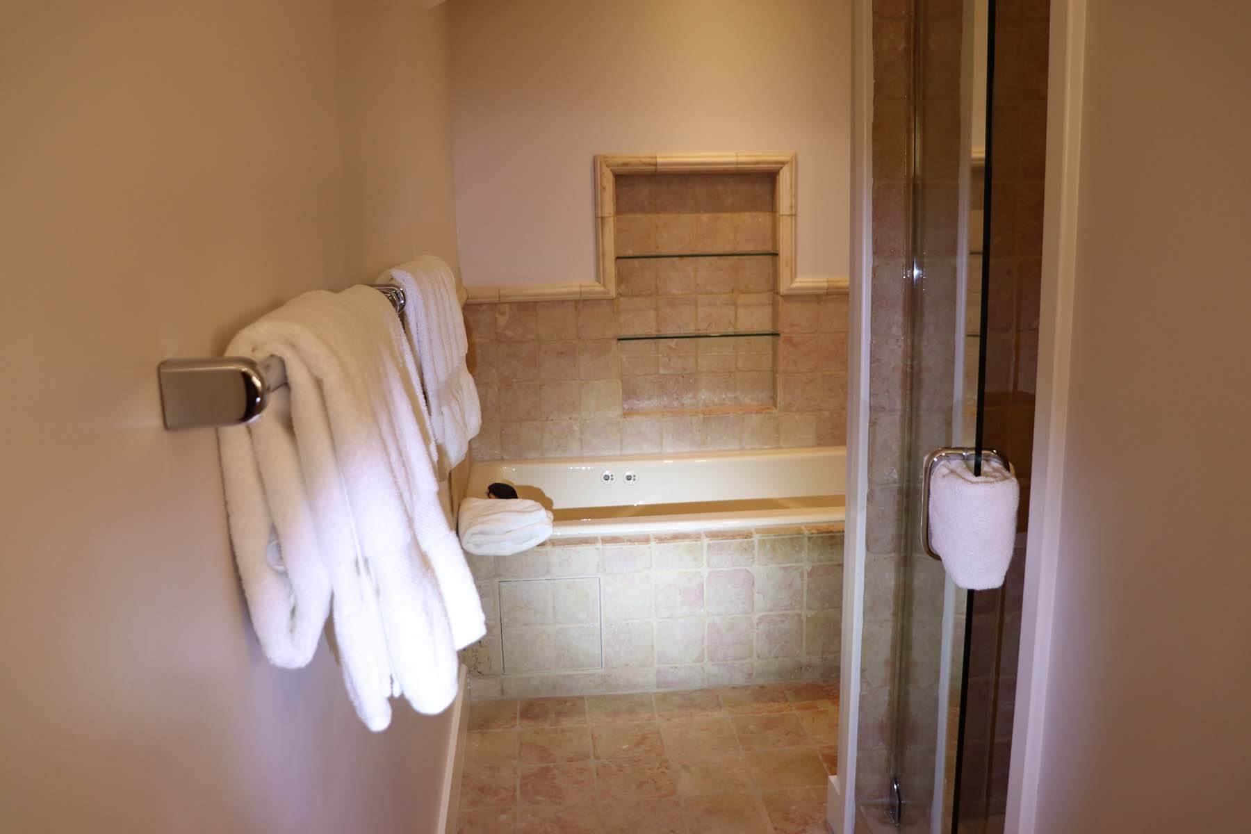 IMG_1148 - Copy Before Bathroom Renovation Images